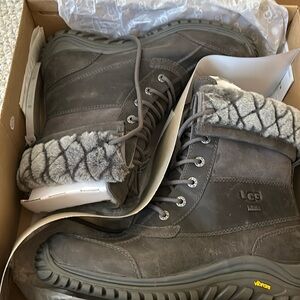 Ugg Adirondack boot luxe quilt